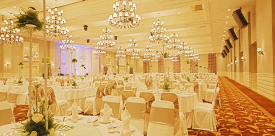 TIỆC CƯỚI